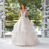 Elegant A-line wd011 Satin Wedding Dress Scoop Neck Tiered Lace Appliques Flower Bridal Gowns Customized Vestido De Casamento